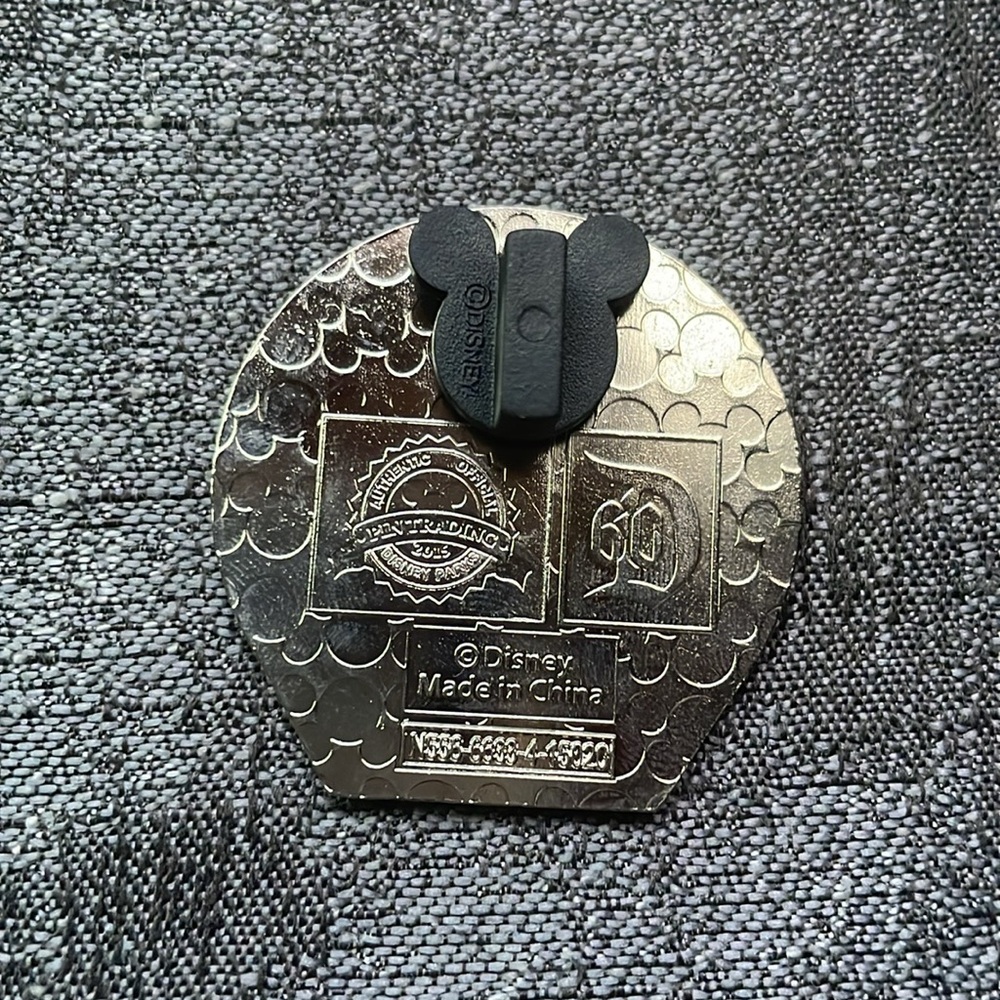 DLR 60th Diamond Celebration Mystery Tinker Bell Disney Pin - Picture 3 of 4
